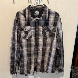 Fox Men's Black and Gray Plaid Casual Button Down Shirt